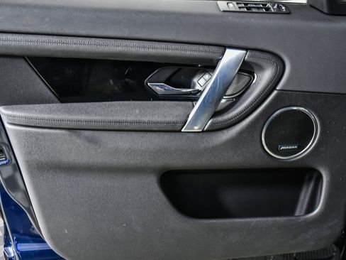 Used 2023 Land Rover Discovery Sport S image 22