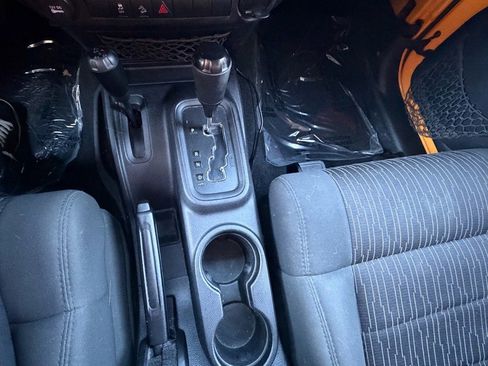 Used 2012 Jeep Wrangler Sport AWD/4WD image 41