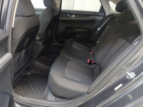 Used 2022 Kia K5 LXS image 13