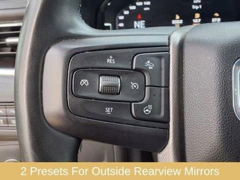 Used 2024 GMC Yukon XL Denali image 27