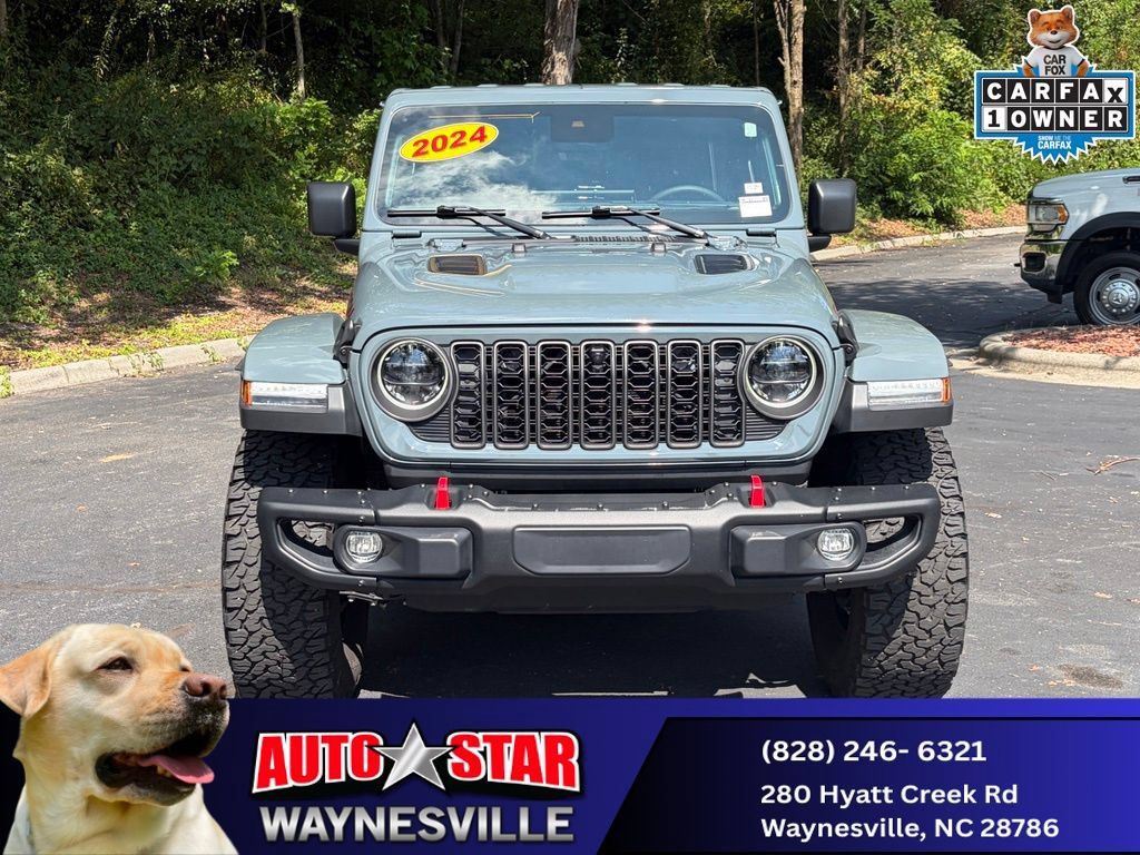 Used 2024 Jeep Wrangler Unlimited Rubicon AWD/4WD image 8