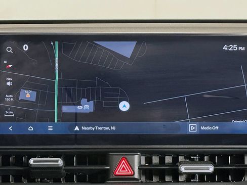 Used 2025 Hyundai Ioniq 5 SEL RWD image 39