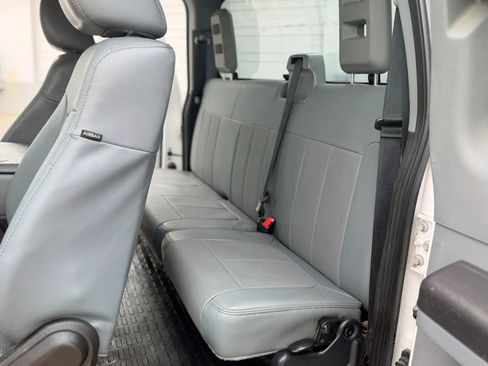 Used 2016 Ford F250 XL w/ Power Equipment Group AWD/4WD image 20