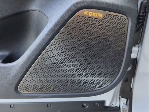 New 2026 Mitsubishi Outlander SEL FWD image 22