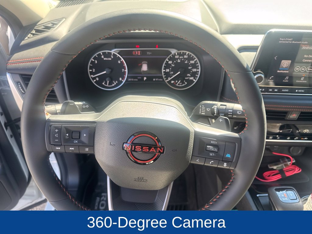Used 2026 Nissan Rogue SV AWD/4WD image 3