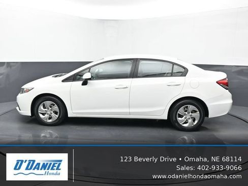 Used 2013 Honda Civic LX image 2