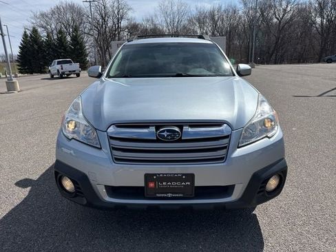 Used 2013 Subaru Outback 2.5i Premium w/ All-Weather Pkg image 4