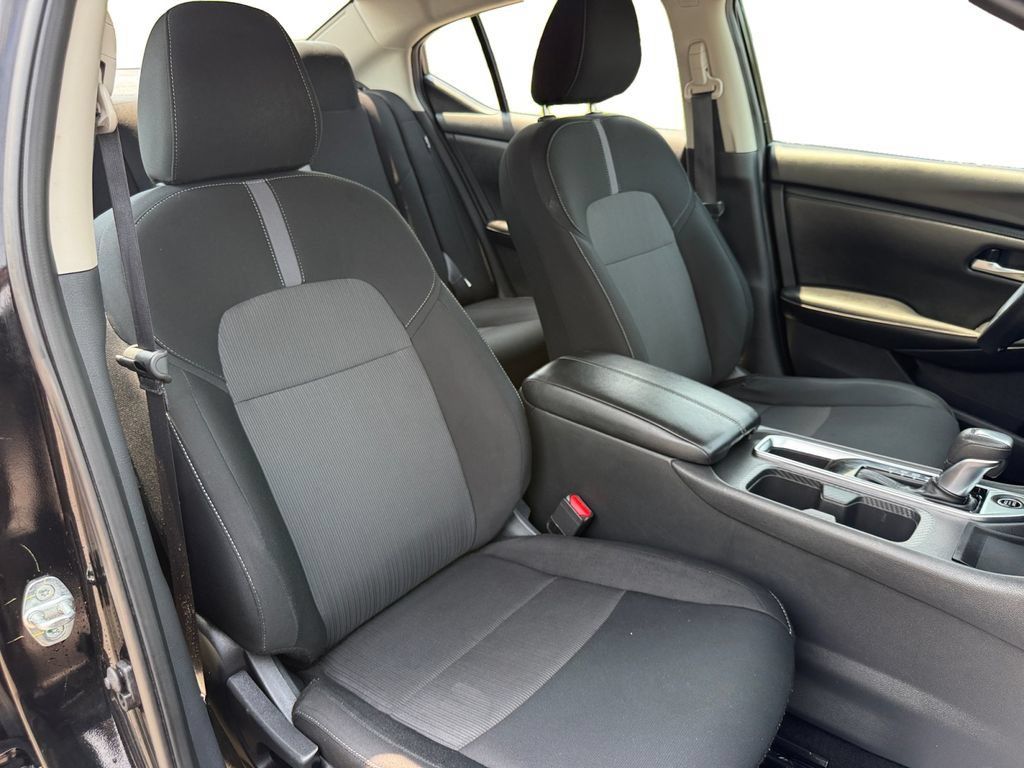 Certified 2024 Nissan Sentra SV FWD image 15