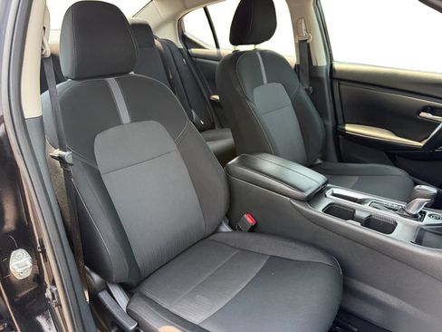 Certified 2024 Nissan Sentra SV FWD image 15