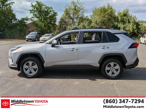 Used 2024 Toyota RAV4 XLE w/ Convenience Package AWD/4WD image 6