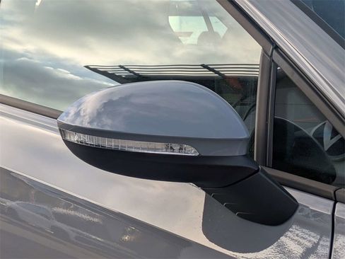 Certified 2026 Volkswagen GTI SE image 12