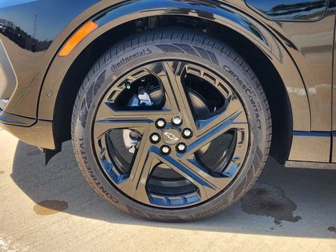 New 2025 Chevrolet Equinox EV RS w/ Active Safety Package 3 image 22