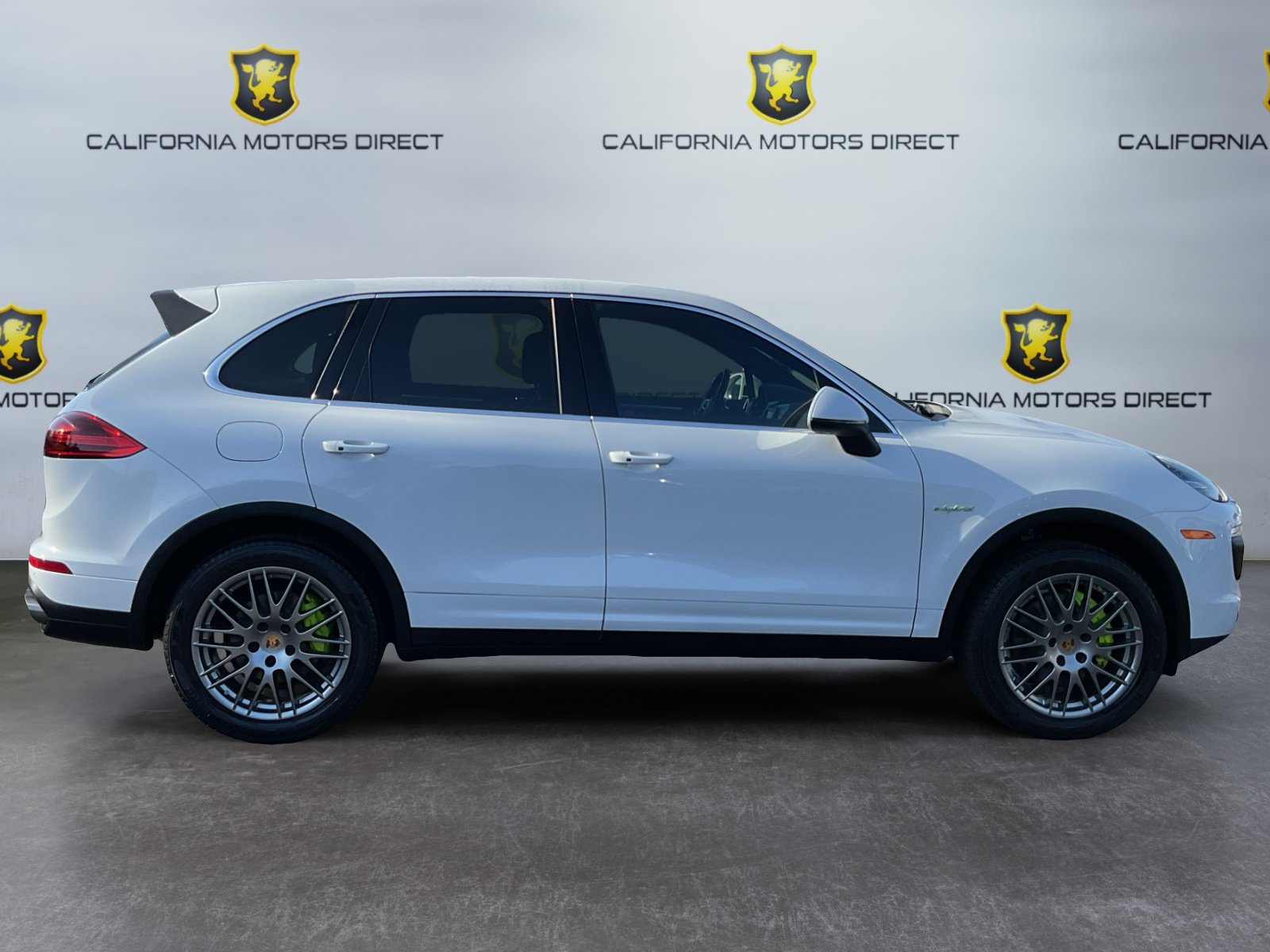 Used 2016 Porsche Cayenne S AWD/4WD image 4