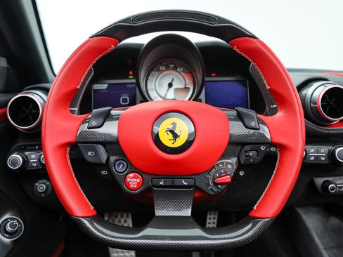 Certified 2022 Ferrari 812 GTS RWD image 5