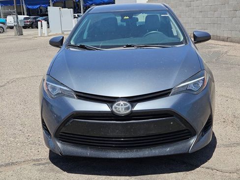 Used 2017 Toyota Corolla LE w/ Carpet Mat Package (TMS) FWD image 2