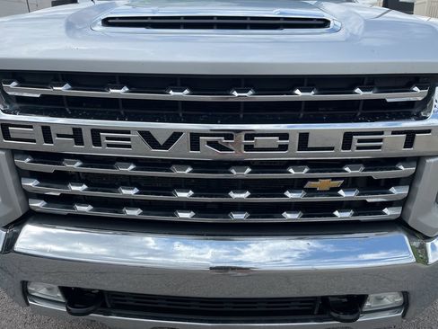 Used 2020 Chevrolet Silverado 3500 LTZ w/ LTZ Convenience Package AWD/4WD image 34