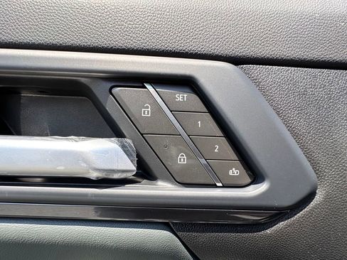New 2026 GMC Terrain AT4 w/ Convenience Package III AWD/4WD image 19