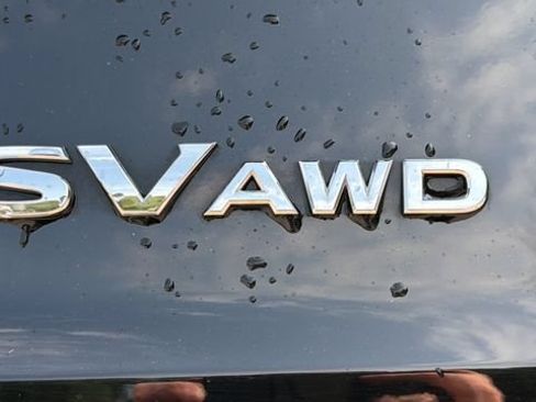 Used 2023 Nissan Rogue SV AWD/4WD image 7