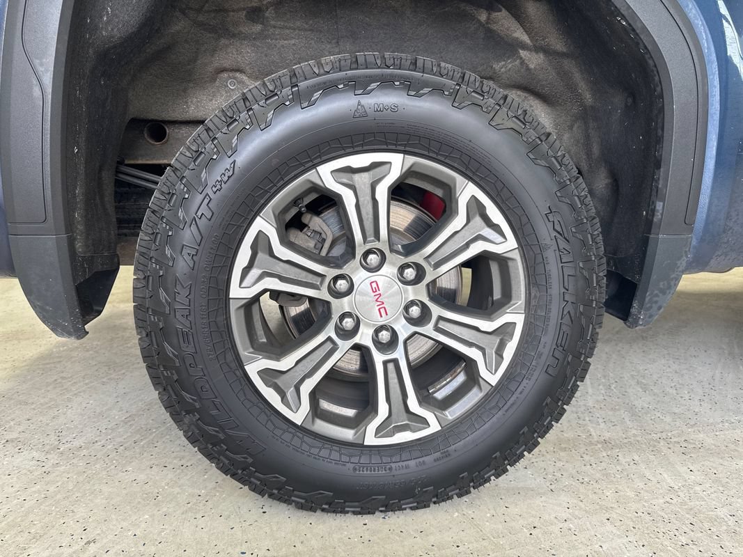 Used 2023 GMC Sierra 1500 SLE AWD/4WD image 11