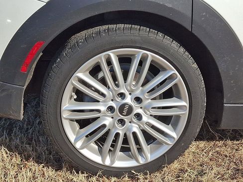 Used 2024 MINI Cooper S image 8