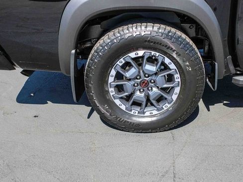 New 2026 Nissan Frontier Pro-X w/ Pro-X Convenience Package image 9