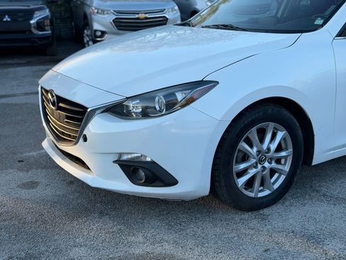 Used 2016 MAZDA MAZDA3 i Touring w/ Popular Equipment Package FWD image 6