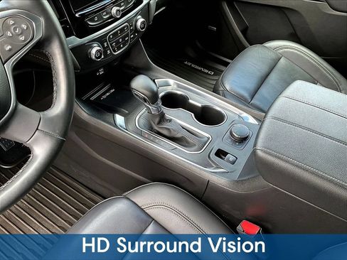 Used 2023 Chevrolet Traverse LT w/ LT Premium Package AWD/4WD image 21