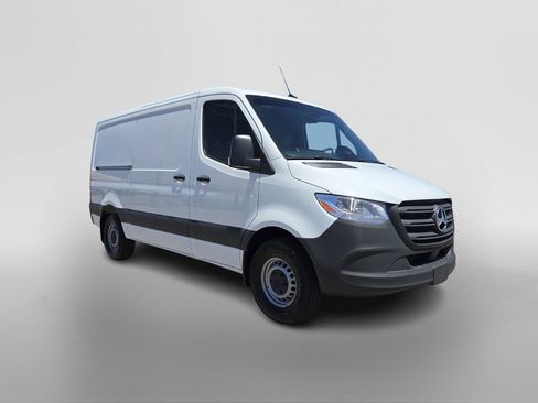 New 2025 Mercedes-Benz Sprinter 2500 image 7