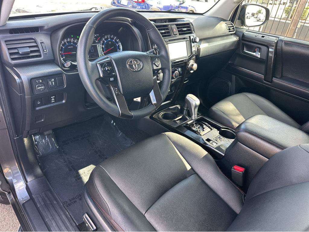 Used 2018 Toyota 4Runner TRD Off-Road Premium AWD/4WD image 16