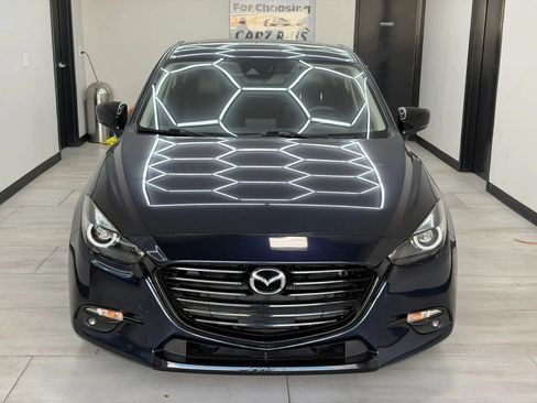 Used 2017 MAZDA MAZDA3 Grand Touring w/ Premium Equipment Package FWD image 13