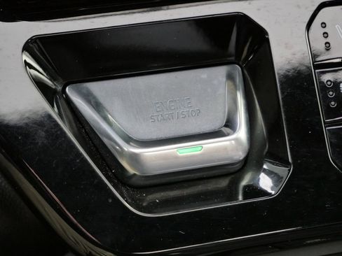 Used 2025 GMC Sierra 2500 AT4 w/ AT4 Premium Plus Package image 45