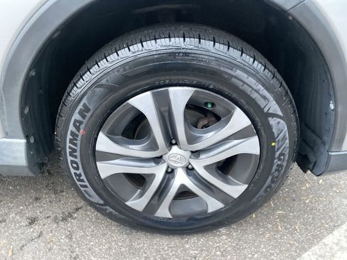 Used 2016 Toyota RAV4 LE image 20