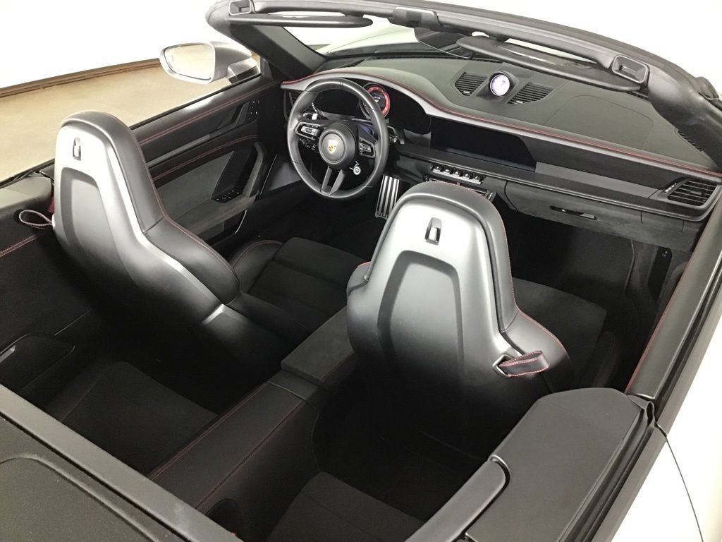 Certified 2022 Porsche 911 Carrera 4 GTS AWD/4WD image 14