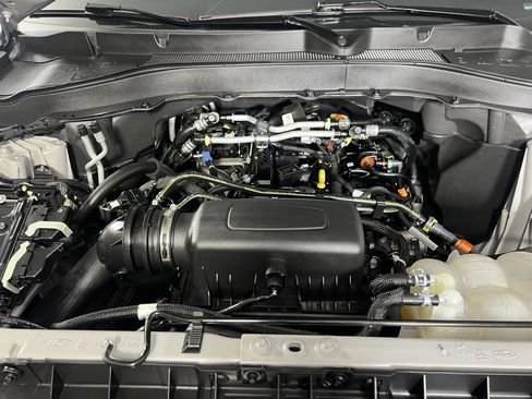 Used 2023 Ford Explorer 4WD image 35