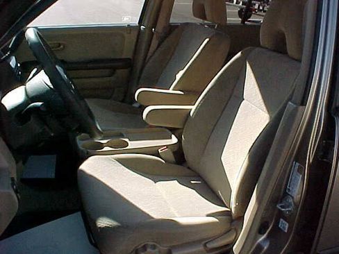 Used 2005 Honda CR-V EX image 16