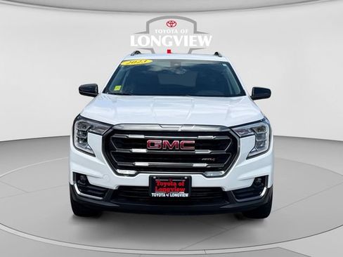 Used 2023 GMC Terrain AT4 AWD/4WD image 8