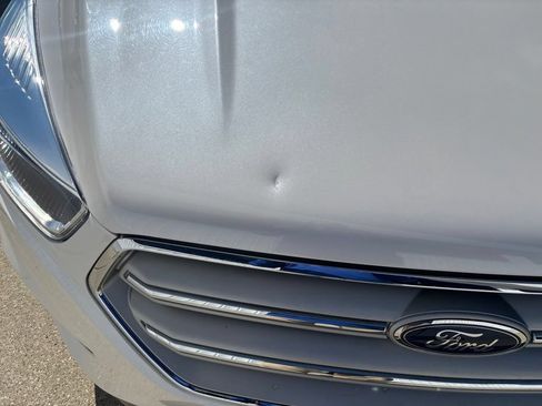 Used 2018 Ford Escape SE AWD/4WD image 9