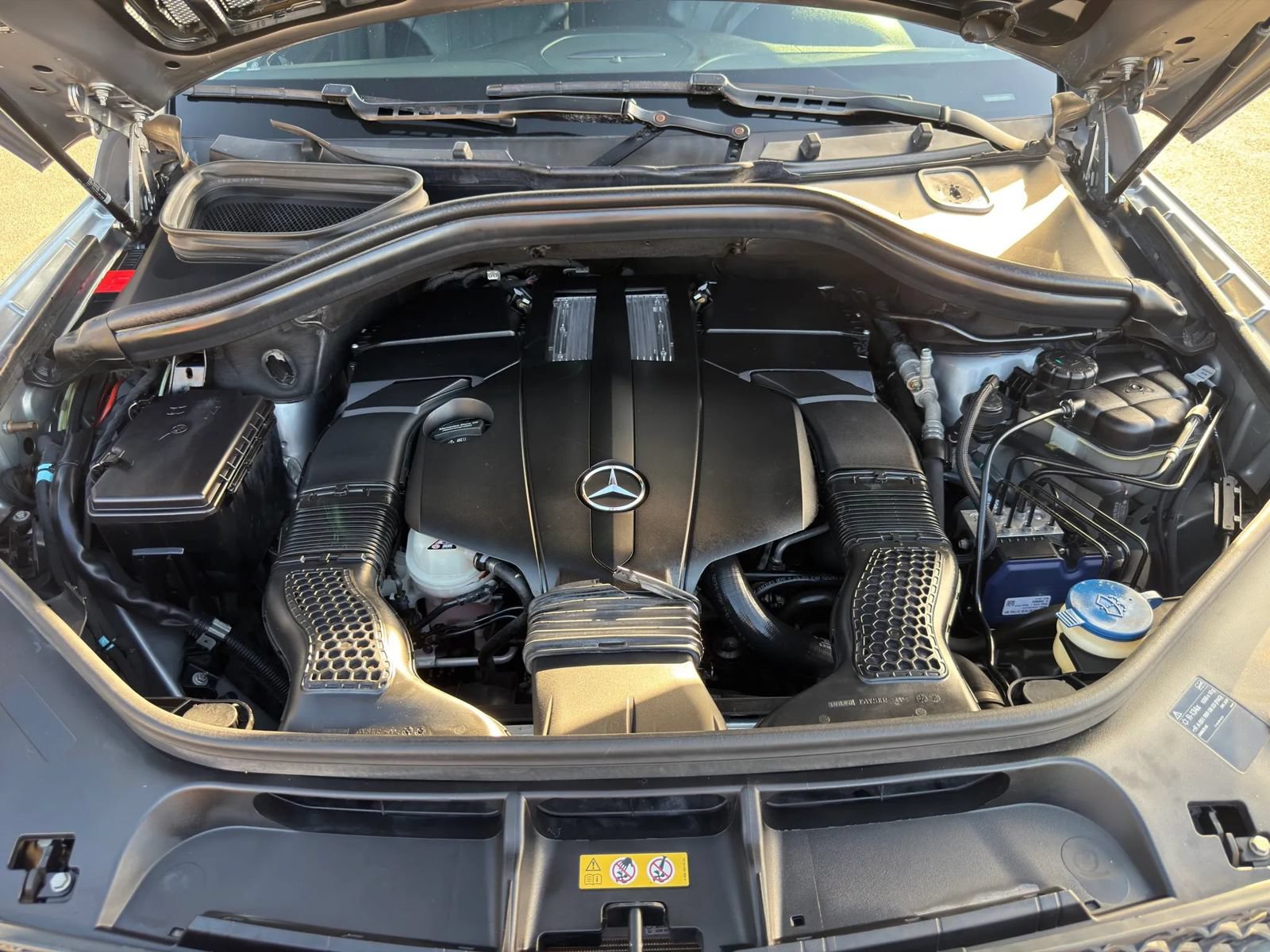 Used 2015 Mercedes-Benz GL 450 4MATIC w/ Parking Assist Package image 37