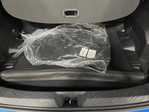 Used 2024 Subaru Impreza 2.0i Sport image 12