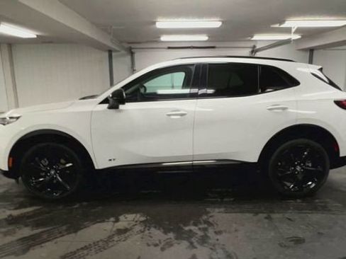 Certified 2025 Buick Envision Sport Touring image 5