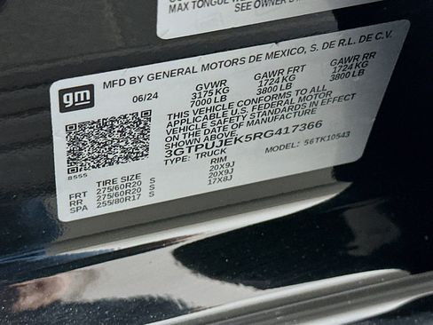 Used 2024 GMC Sierra 1500 Elevation image 12