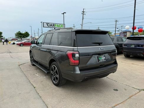 Used 2019 Ford Expedition Limited w/ Equipment Group 303A AWD/4WD image 9