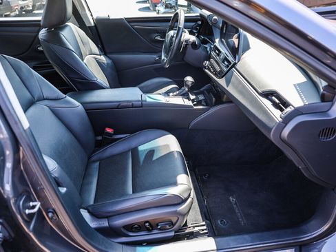 Used 2022 Lexus ES 350 w/ Premium Package image 7