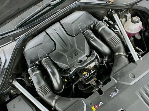 Used 2023 Genesis GV70 3.5T Sport w/ Sport Prestige Package image 33