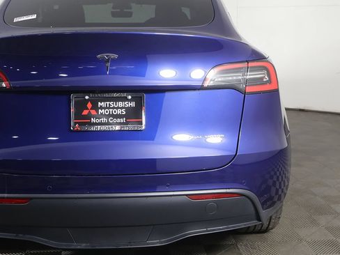Used 2020 Tesla Model Y Long Range AWD/4WD image 19