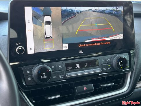 Certified 2024 Toyota Grand Highlander FWD image 29