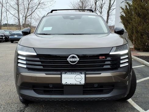 New 2026 Nissan Kicks SR w/ Cold Weather Package image 2