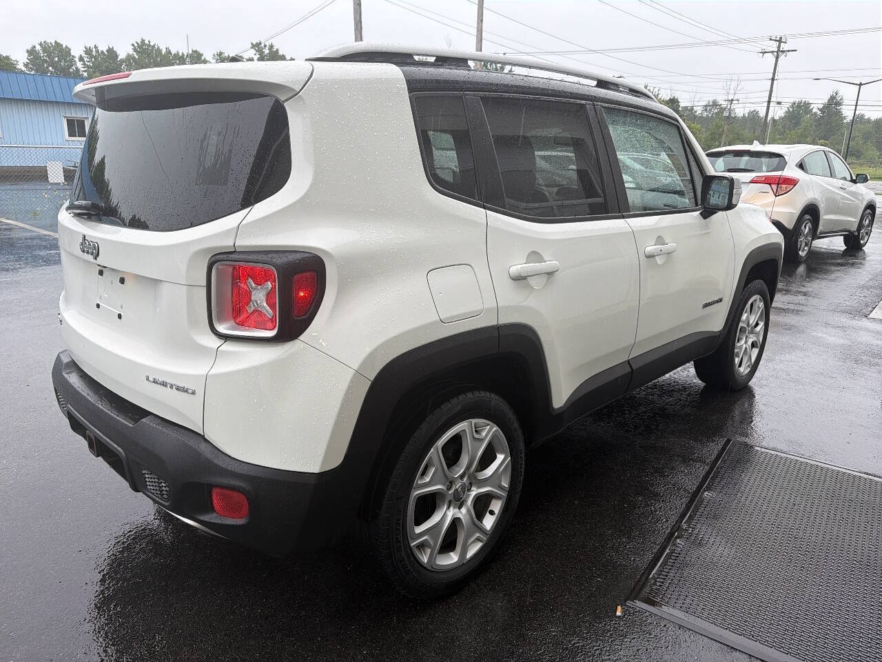 Used 2016 Jeep Renegade Limited w/ Trailer Tow Group AWD/4WD image 5