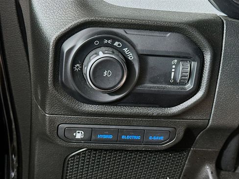 Used 2025 Jeep Wrangler Unlimited Sport S 4xe AWD/4WD image 16