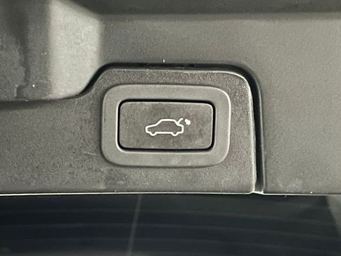 Used 2015 Land Rover Range Rover Evoque Pure Plus image 39